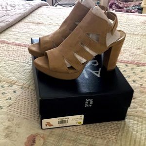 Naturalizer Etta Suede Sandals in Oatmeal. Never worn